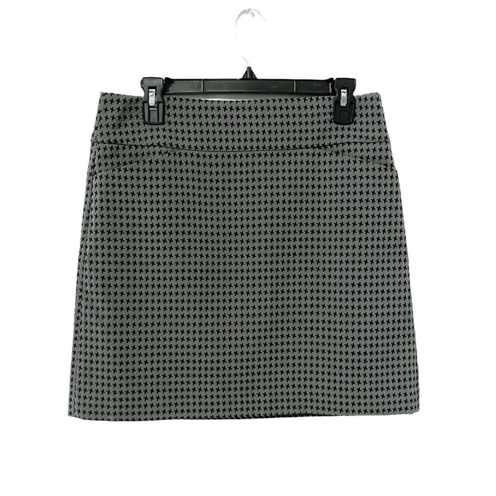 Ann Taylor LOFT Factory Grey & Black Houndstooth Skirt Size 6